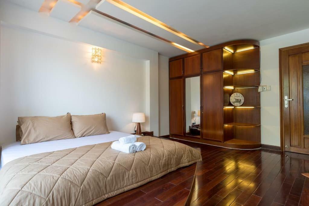 The Wooden Apartments - In The Heart Of Ben Thanh Ho Chi Minh City Bagian luar foto