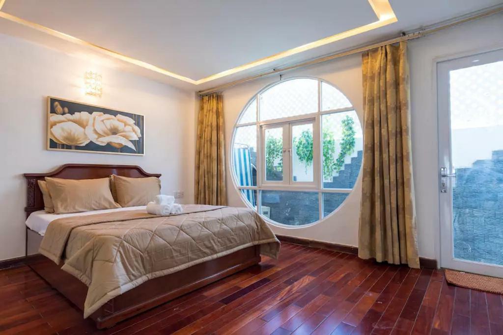 The Wooden Apartments - In The Heart Of Ben Thanh Ho Chi Minh City Bagian luar foto